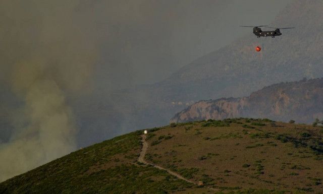 Φωτιά στην Εύβοια: Εφιάλτης δίχως τέλος - Αναζωπυρώσεις και νέο μέτωπο στο Τραχήλι