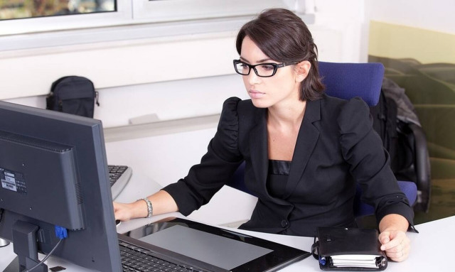 ΔΕΗ: Μέχρι 15 Ιουλίου οι αιτήσεις για προσλήψεις 