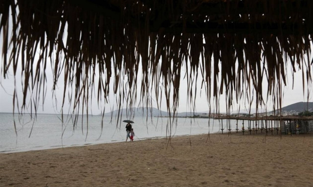 Καιρός: Καύσωνας και... χαλάζι την Τετάρτη (10/7) - Πού θα χτυπήσουν τα έντονα φαινόμενα (χάρτες)