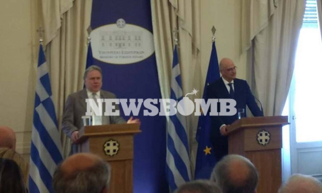 LIVE οι τελετές παράδοσης - παραλαβής των Υπουργείων