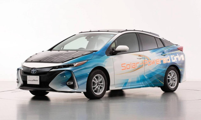 Είναι τα ηλιακά αυτοκίνητα το μέλλον;