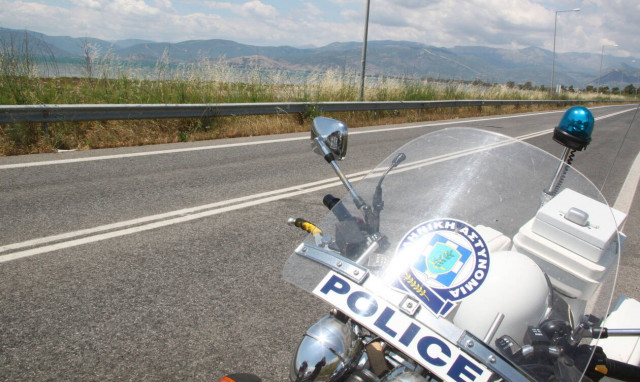 Συναγερμός στο Ηράκλειο: Βρέθηκε νεκρός άνδρας στη μέση του δρόμου