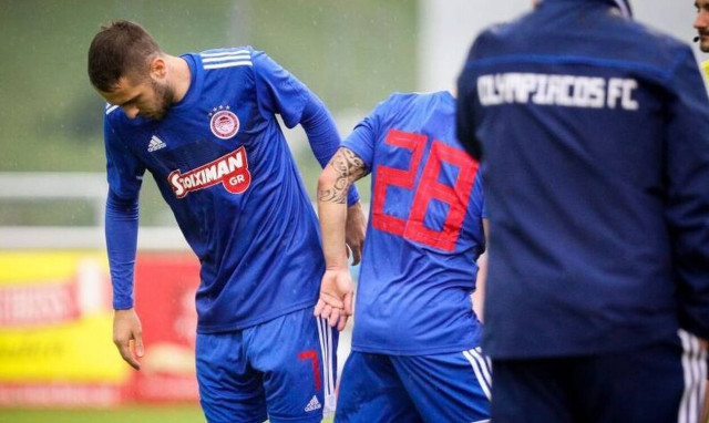 Η σοκαριστική στιγμή που ο Κώστας Φορτούνης παθαίνει ρήξη χιαστού