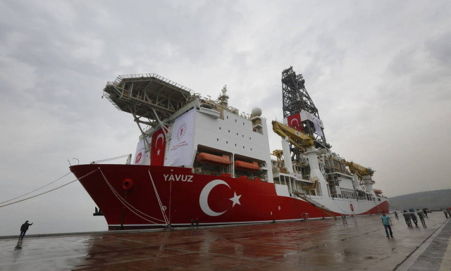 Yeni Safak:  Έτοιμη η Τουρκία να ανακηρύξει ΑΟΖ - Τι σημαίνει αυτό για την Ελλάδα