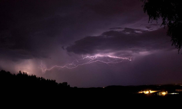 Καιρός: Προσοχή! Αυτές τις περιοχές θα «σαρώσει» η κακοκαιρία τις επόμενες ώρες