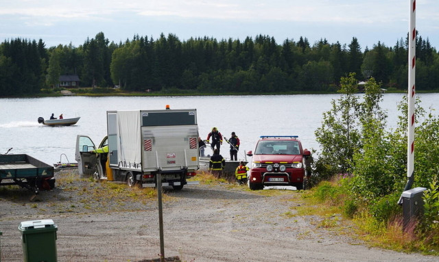 Συντριβή αεροσκάφους στη Σουηδία - Εννέα νεκροί