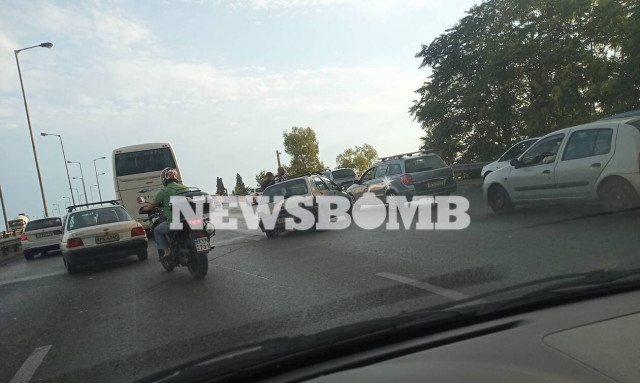 ΤΩΡΑ: Τροχαίο στον Κηφισό – Ουρές χιλιομέτρων (pics)