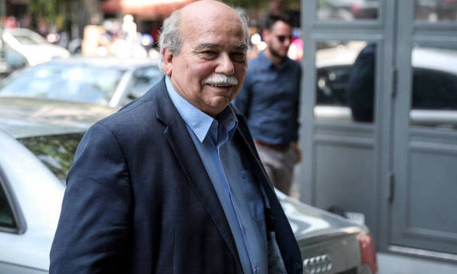 Νίκος Βούτσης: Θα διαδραματίζω πολιτικό ρόλο στην Βουλή και τον ΣΥΡΙΖΑ - Τι είπε για τον διάδοχό του