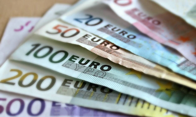 ΑΑΔΕ: Επιταχύνονται οι επιστροφές ΦΠΑ - Η «χρυσή λίστα»