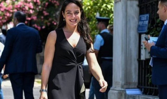 Δόμνα Μιχαηλίδου: Ισχύει η δέσμευση για επίδομα 2.000 ευρώ για κάθε νέα γέννηση