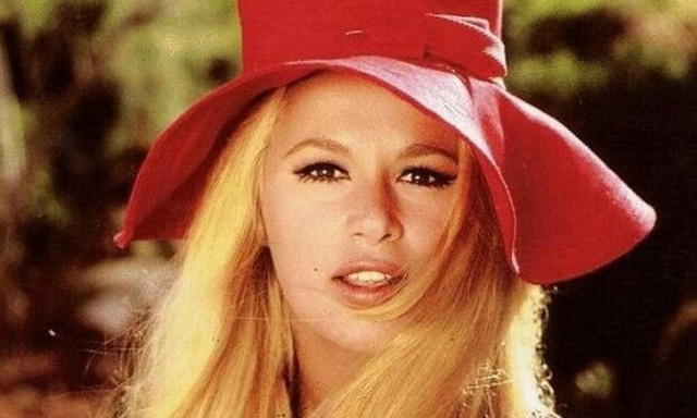 Αλίκη Βουγιουκλάκη: Σαν σήμερα γεννήθηκε το πιο «λαμπρό αστέρι»