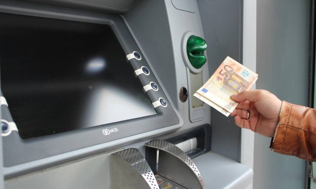 Έρχεται «βροχή» πληρωμών τις επόμενες ημέρες: Ποιοι θα δουν χρήματα στους λογαριασμούς τους