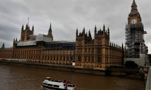 Kυρώσεις σε βάρος του Ιράν μετά τη σύλληψη δεξαμενόπλοιου στον Κόλπο ετοιμάζει το Λονδίνο