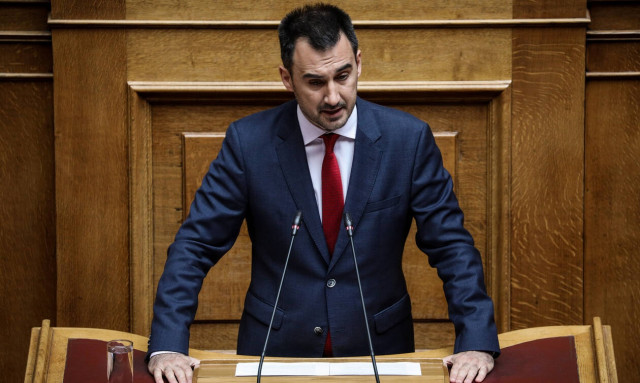 ND obsessively attached to a growth model that replicates past ills, Charitsis says	