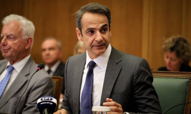 Κάτι γίνεται... 