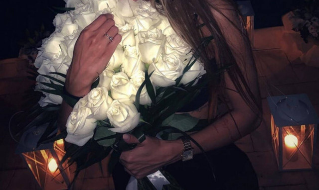 Έλληνας διεθνής έκανε πρόταση γάμου στη σύντροφό του (pics)