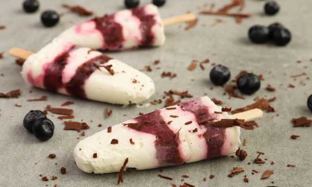 Η συνταγή της ημέρας: Γρανίτες με blueberries και σαντιγί