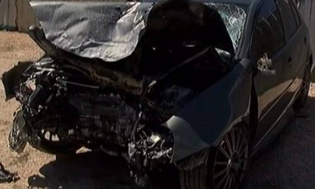 Αλέξανδρος Ζαχαριάς: Σοκάρουν οι εικόνες από το διαλυμένο αυτοκίνητο (vid)