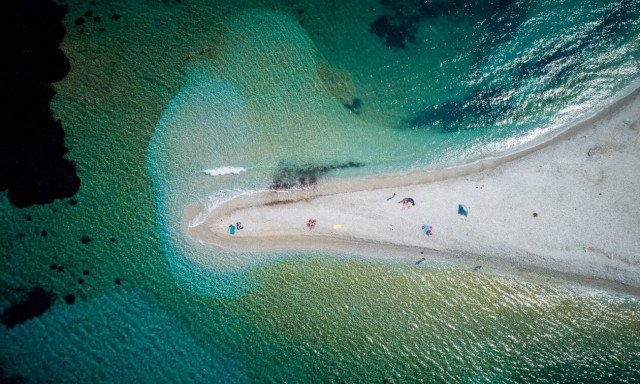 Το «μυστικό» της Κακιάς Θάλασσας – Τι κρύβεται στο νησί; (vid)