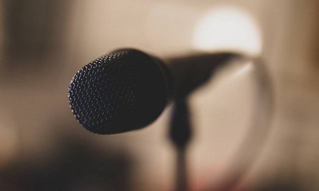 Βαρύ πένθος για Έλληνα τραγουδιστή