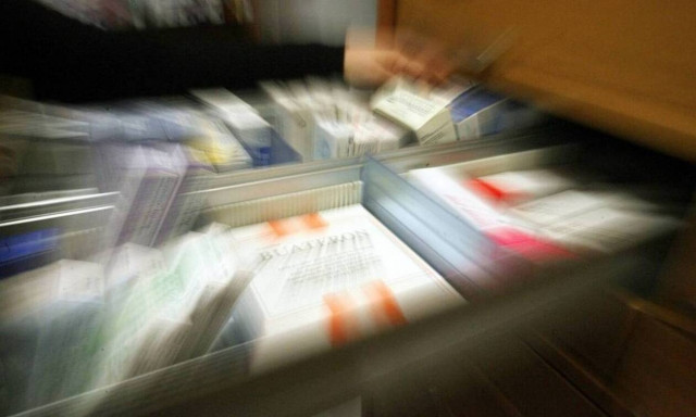 Πρώτη συνάντηση Κικίλια – φαρμακοβιομηχανίας: Συνεργασία και όχι αιφνιδιασμοί 