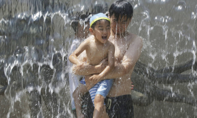 Σαρώνει ο καύσωνας στην Ιαπωνία: Μασκότ πέθανε μέσα στη στολή του από θερμοπληξία 