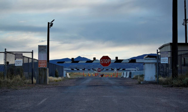 Νέο βίντεο φουντώνει τα σενάρια επιστημονικής φαντασίας για την Area 51! (vid)