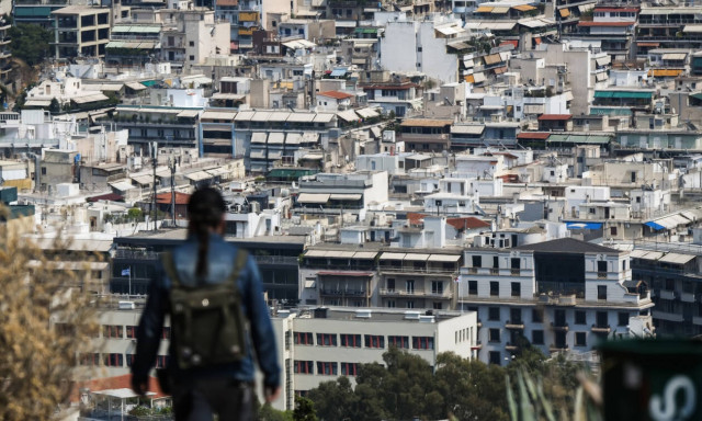 Καταργούνται τα τεκμήρια διαβίωσης μετά από 42 χρόνια