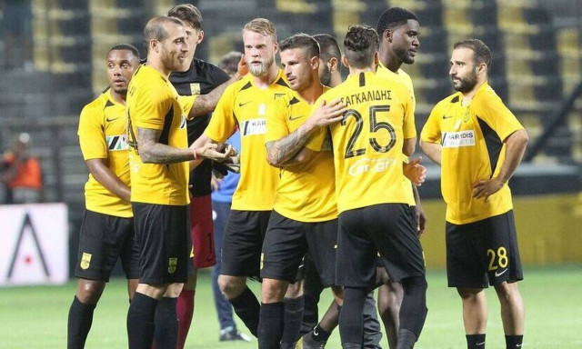 Τα δοκάρια άφησαν ανοιχτούς τους λογαριασμούς