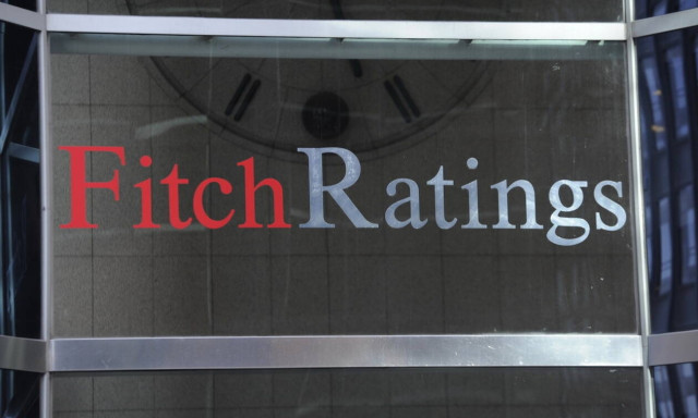 Fitch: Παραμένει στο «BB-» η πιστοληπτική ικανότητα της Ελλάδας