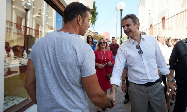 Μητσοτάκης από Κάρπαθο: Προτεραιότητα η λειτουργία του νοσοκομείου και άλλες υποδομές