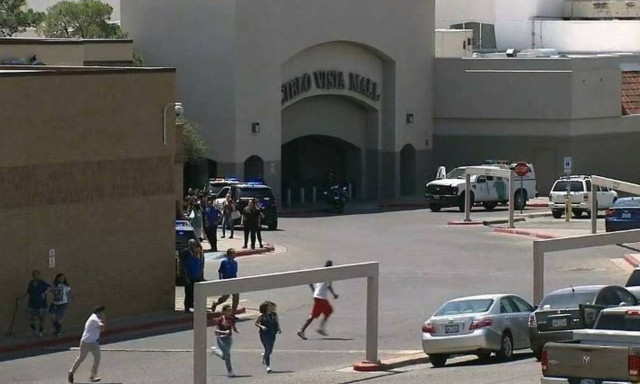 Μακελειό στο Τέξας: Νεκροί και τραυματίες από πυροβολισμούς σε εμπορικό κέντρο (pics+vids)