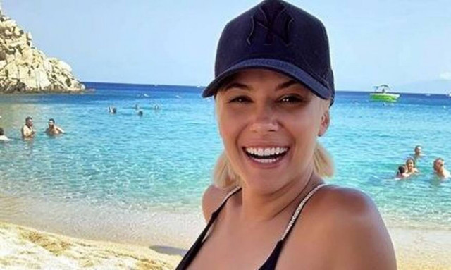 Λάουρα Νάργες: Η φωτογραφία από τις διακοπές της που «έριξε» το Instagram  