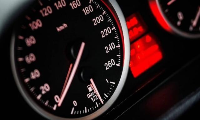 Στην κυκλοφορία ξανά Ι.Χ δεκαετίας, μεγάλων κυβικών - Δείτε τι αλλάζει μετά την κατάργηση τεκμηρίων