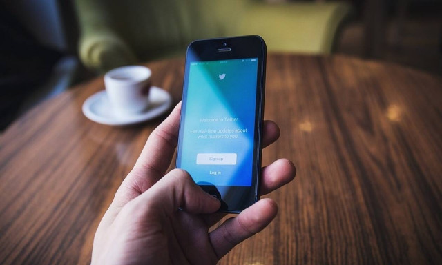 Απατούσε τη σύντροφό του και το Twitter τον έδωσε «στεγνά» - Δείτε τι έγινε (pics)