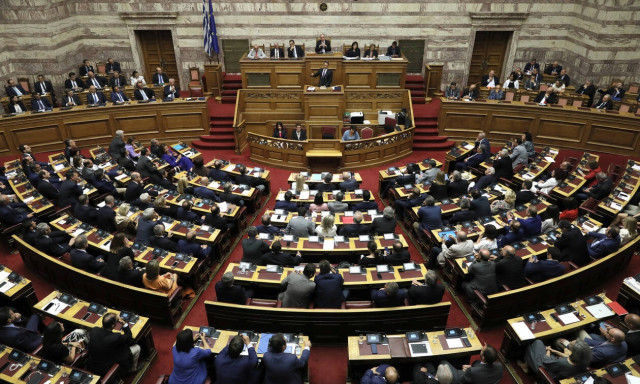 Gov't tables bill on university asylum, regional administration in parliament