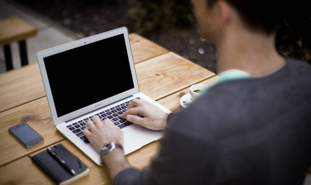 ΟΑΕΔ: 2.800 ευρώ σε 5.000 ανέργους - Πότε λήγουν οι αιτήσεις