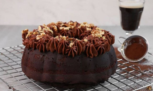 Η συνταγή της ημέρας: Κέικ με μαύρη μπίρα