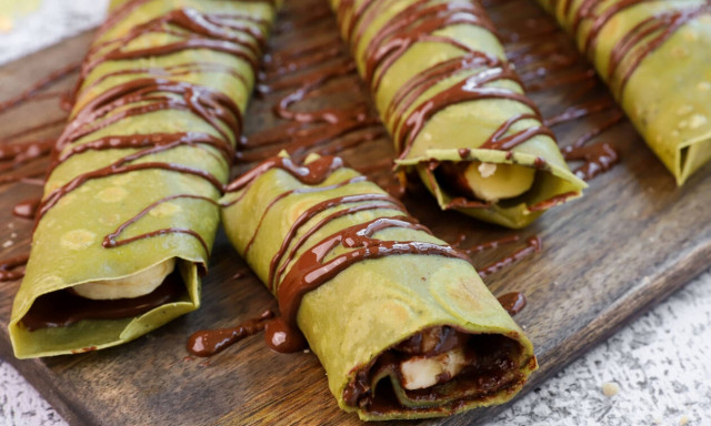 Η ημέρα θέλει... Κρέπες με matcha