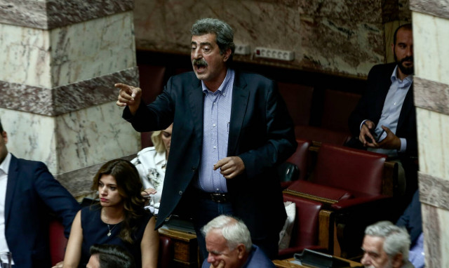 Το νεύμα του Τσίπρα στον Πολάκη - «Παύλο κάτσε κάτω»