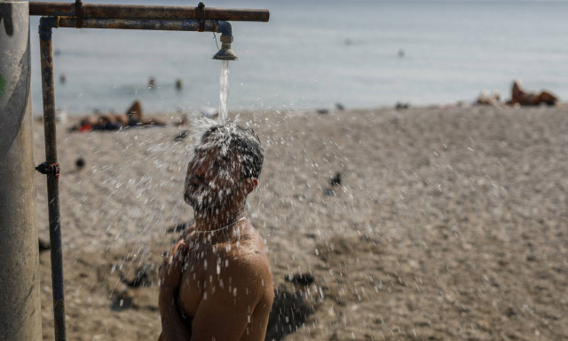 Νέο αρνητικό ρεκόρ κατέγραψε ο καύσωνας