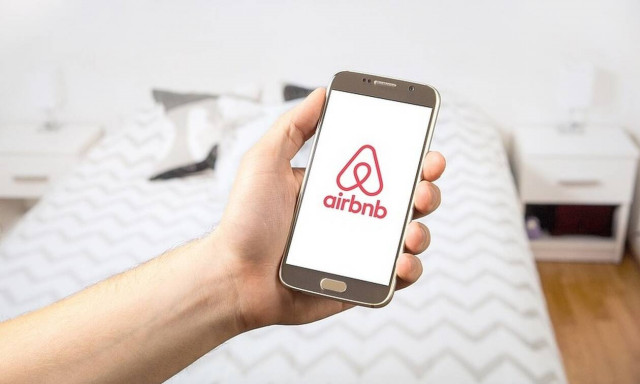 Airbnb: Σε ποιες περιοχές της Αθήνας συμφέρει η ενοικίαση ακινήτου σας μέσω της πλατφόρμας