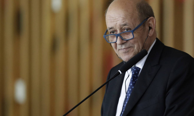 Στην αντεπίθεση η Γαλλία: «Δεν χρειαζόμαστε την άδεια κανενός για να μιλήσουμε» λέει ο ΥΠΕΞ