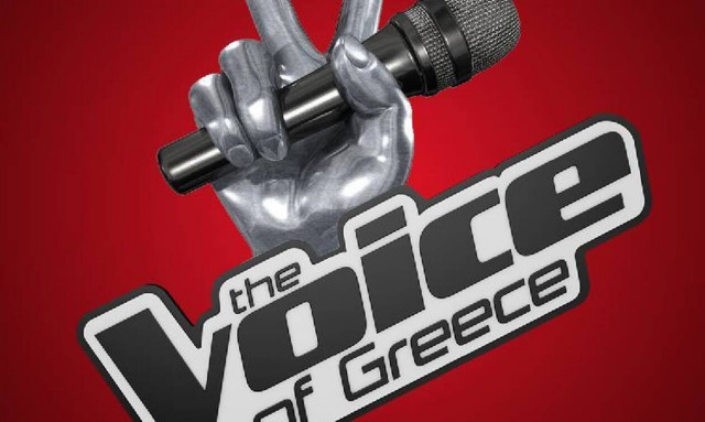 Σάλος με Έλληνα τραγουδιστή: Ολόγυμνος στην παραλία - Ανέβασε τη φωτό στο Instagram