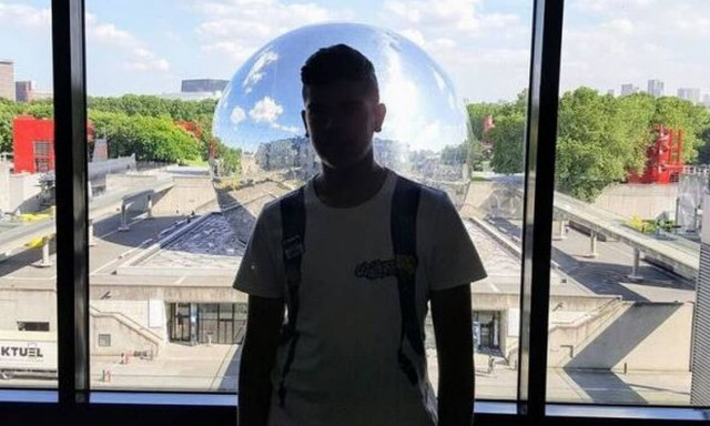 Λαμία: Σπαραγμός στην κηδεία του 14χρονου Μάριου – Συγκλονίζει το «ευχαριστώ» της οικογένειας