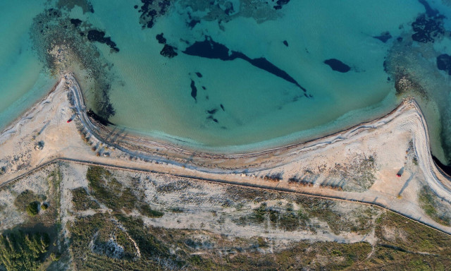 Εικόνες σοκ στην Κόρινθο: Αυτό που είδαν στα βράχια δεν θα το ξεχάσουν ποτέ