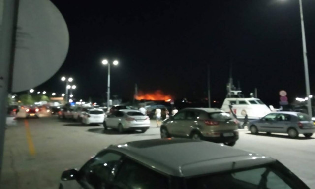 Φωτιά ΤΩΡΑ στη Σαμοθράκη: Καλύτερη η εικόνα από την πυρκαγιά στην Καμαριώτισσα