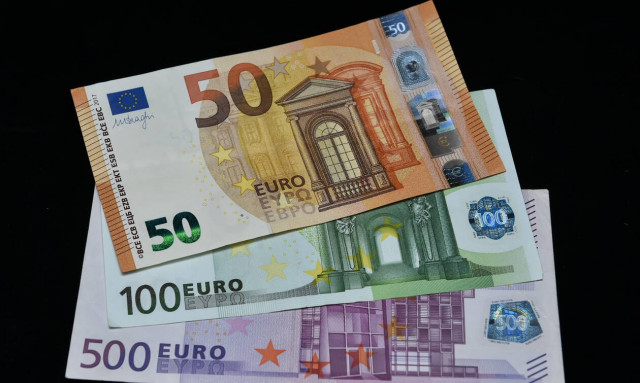 120 δόσεις: Αυξάνεται ο αριθμός των φορολογουμένων στην ρύθμιση «ανάσα» 