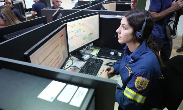 112: Αυτός είναι ο λόγος που δεν στάλθηκε μήνυμα για την πυρκαγιά στον Υμηττό 