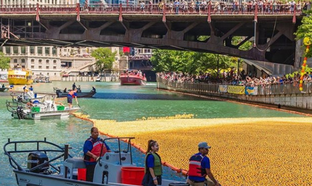 Το ποτάμι ξαφνικά έγινε… κίτρινο – Δείτε τι συνέβη (pics)